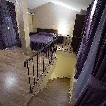Bed & Breakfast Kris & Restaurant Smolyan